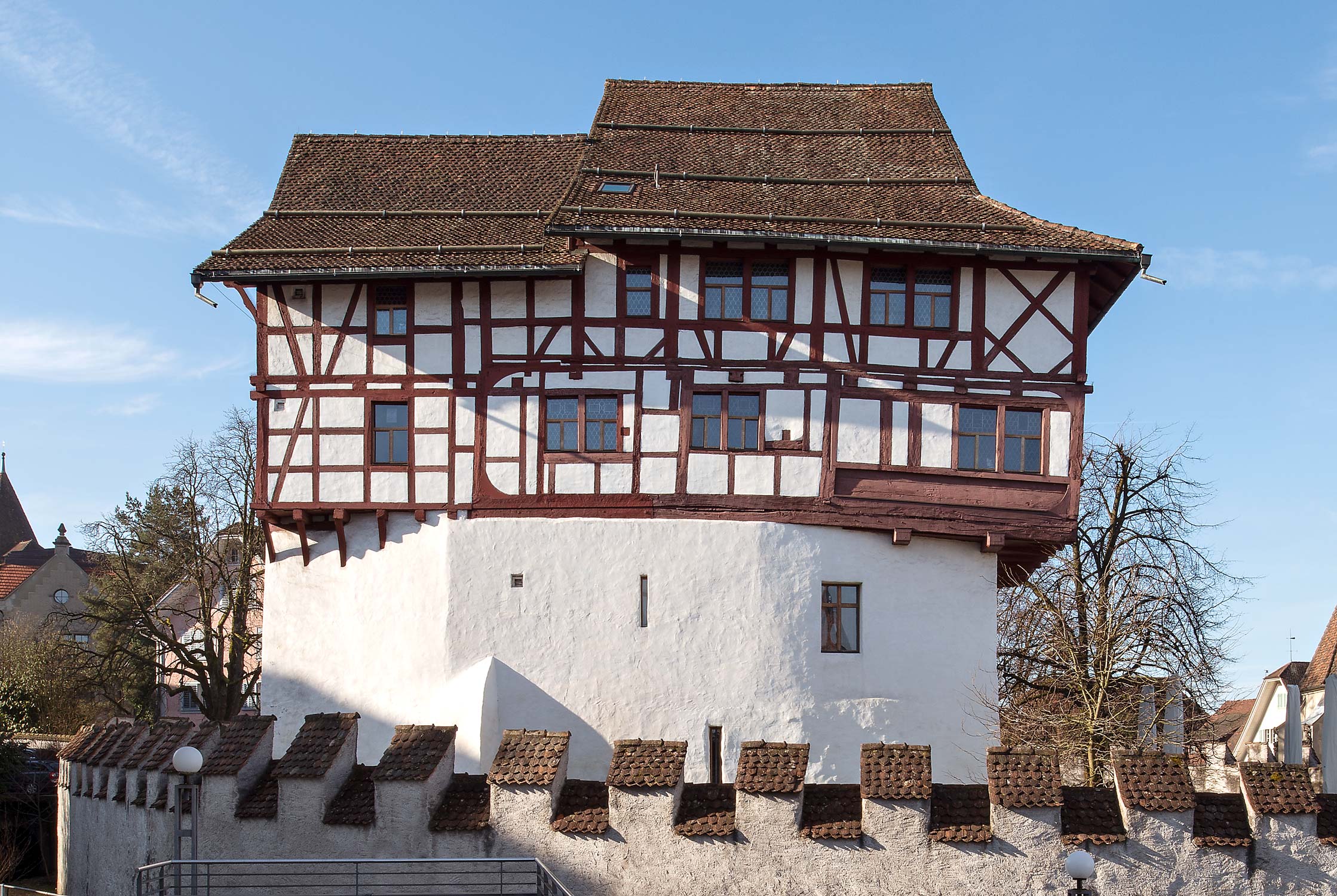 Aussenaufnahme Burg Zug Architekturfotografie Regine Giesecke