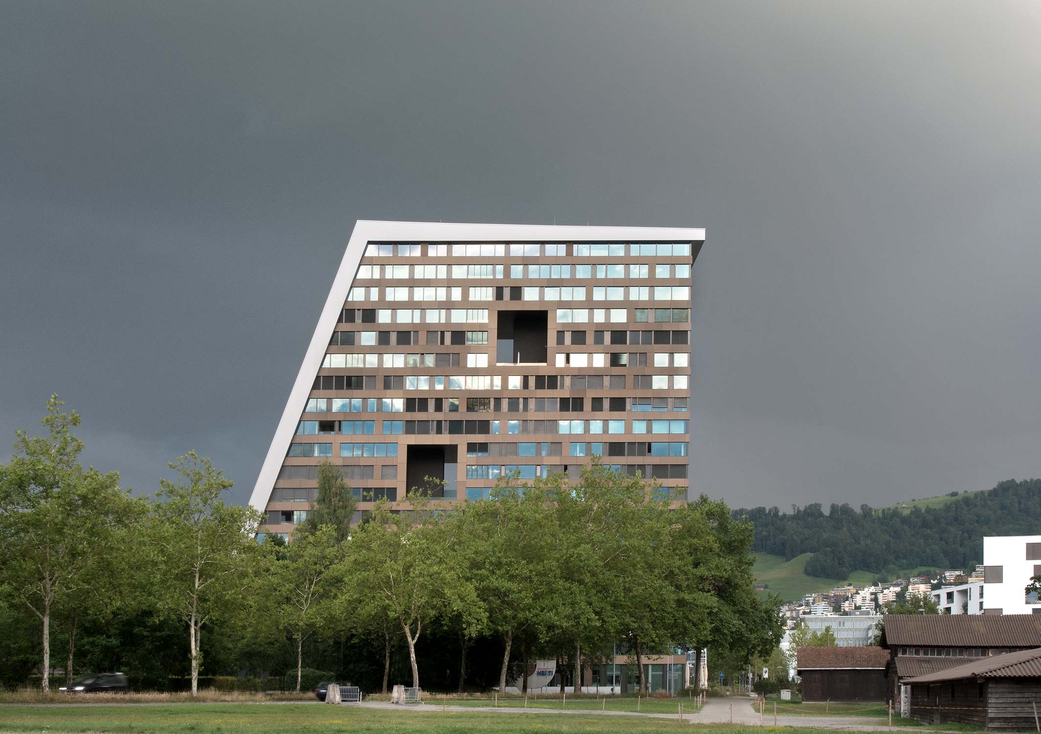 Aussenaufnahme Uptown Zug Architekturfotografie Regine Giesecke