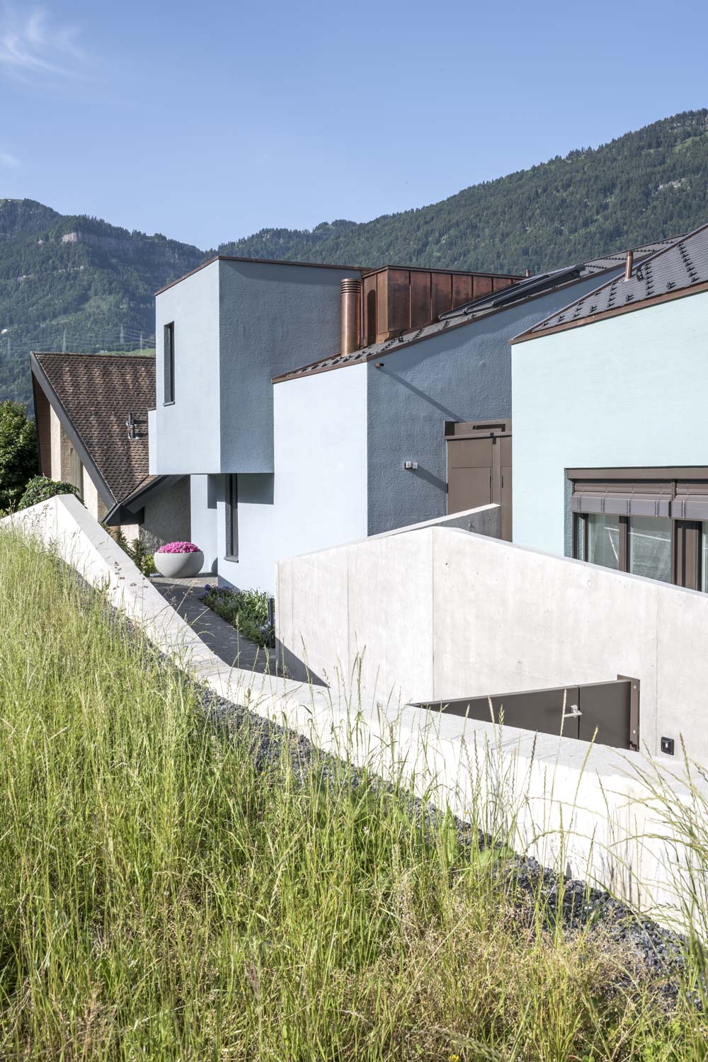 Aussenaufnahme Villa in Arth Architekturfotografie Regine Giesecke