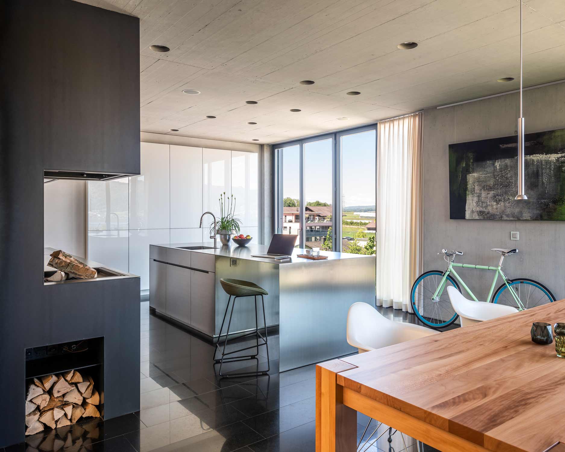 Interior Design Kueche inszeniert Huenenberg, Zug. Fotografiert von Regine Giesecke Architecture Photography GmbH