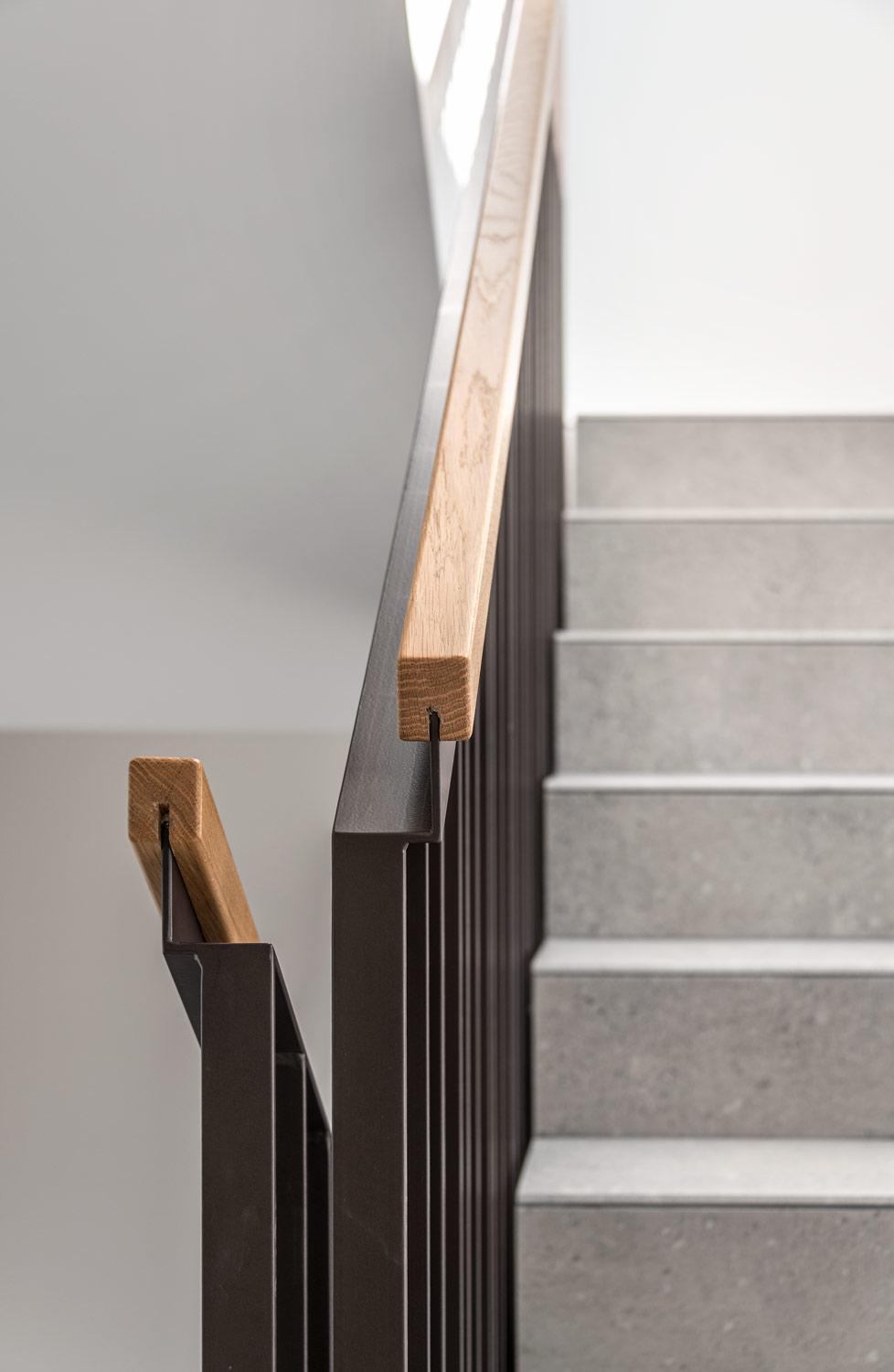 Innanansicht Treppenhaus MFH Panoramaweg, Baar. Fotografiert von Regine Giesecke Architecture Photography GmbH