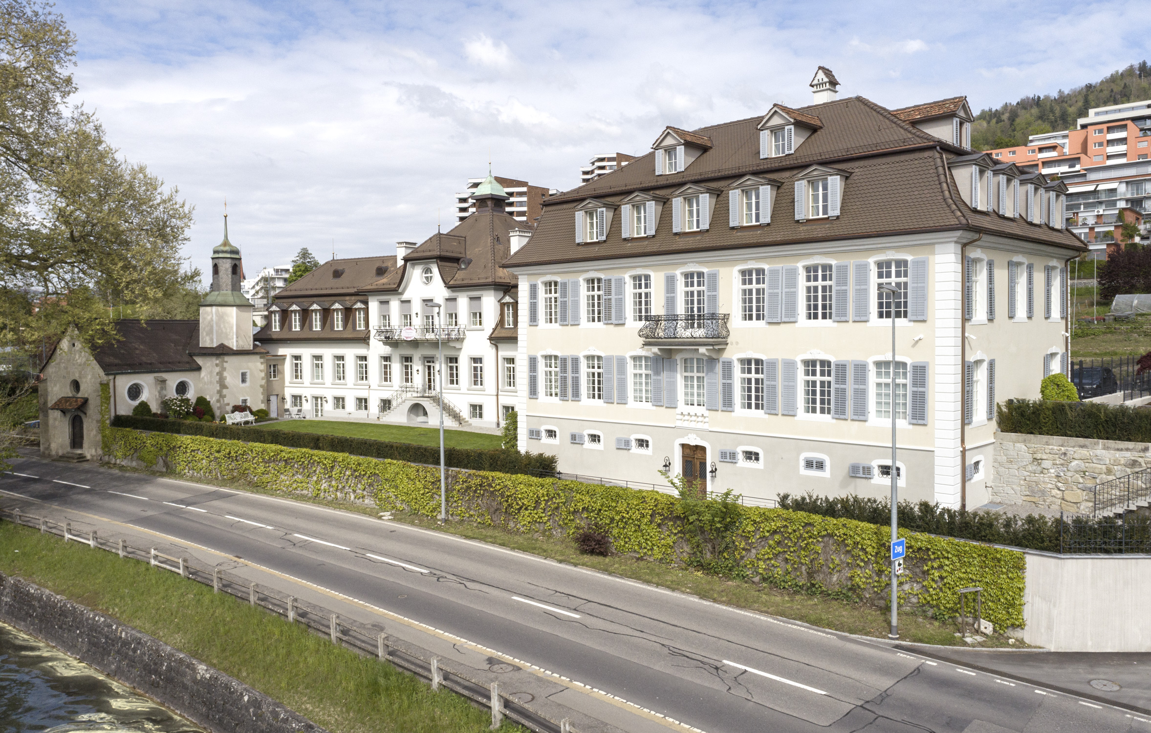 St. Karlshof in Zug von Niklas Nikolajsen fotografiert von Regine Giesecke